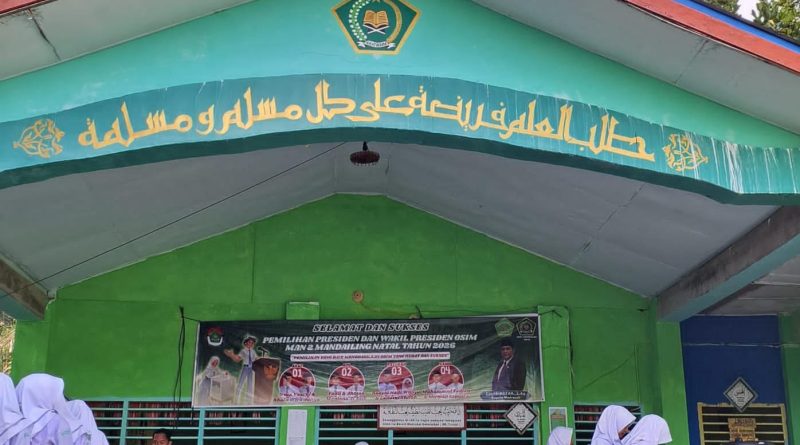 Semarak Demokrasi Pilkasim MAN 2 Mandailing Natal Berlangsung Aman dan Tertib